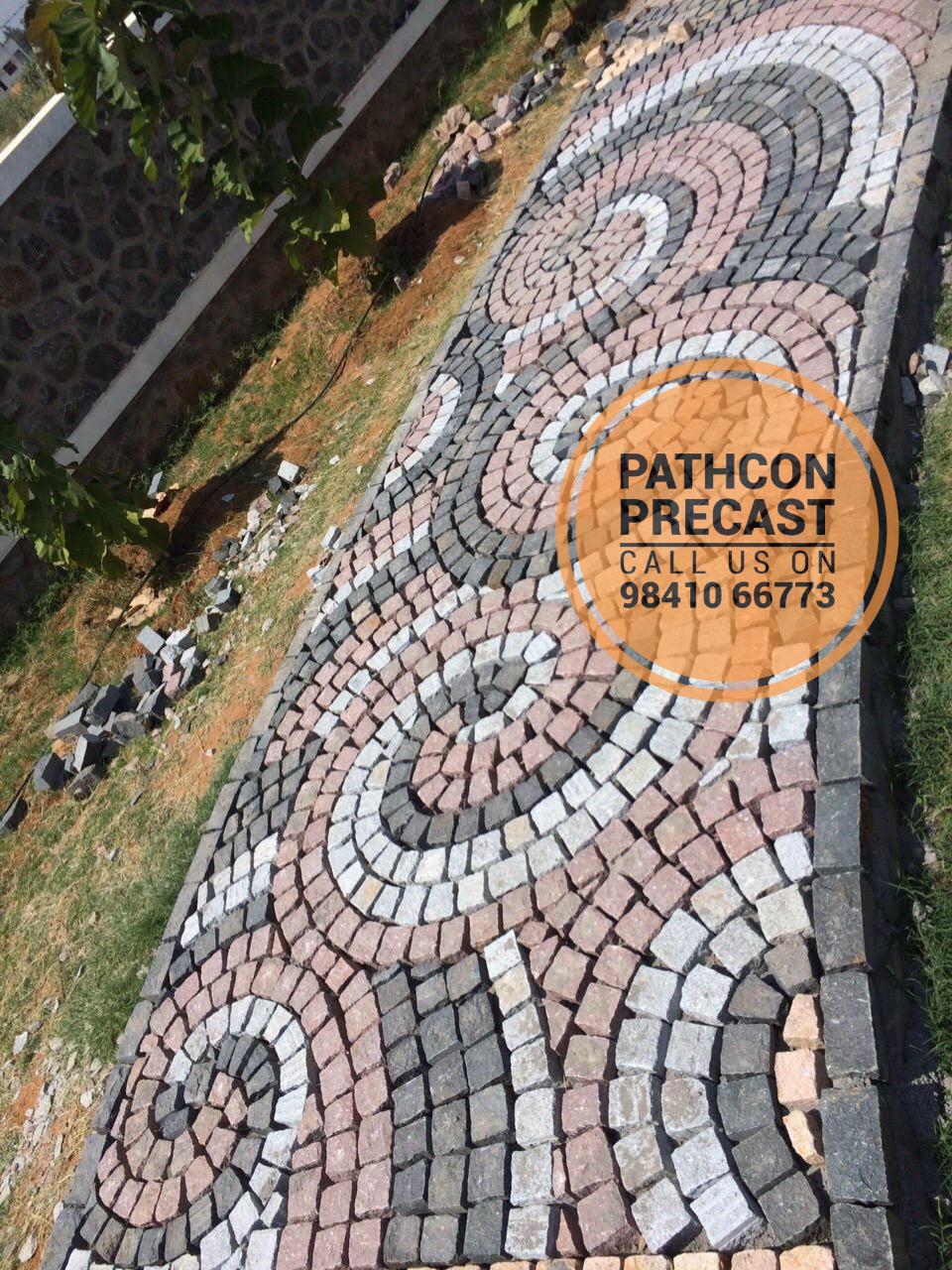 Cobblestone paver blocks 